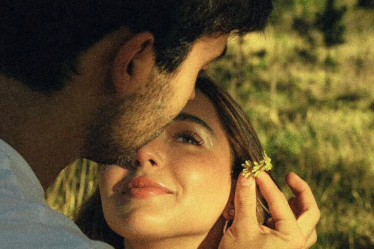 How to Make a Man Fall in Love With You, Top #1 Perfect Way That Actually Works CM