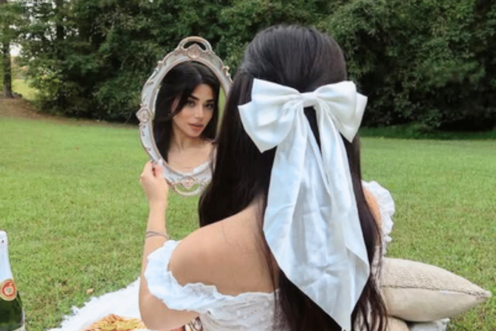 how to look more feminine